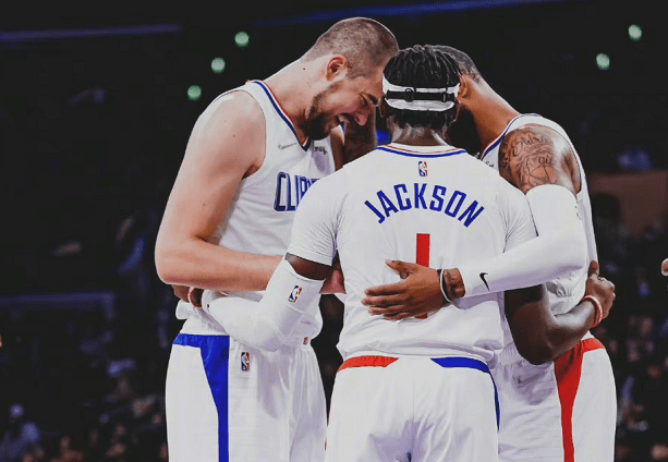 九游游戏中心洛杉矶快船冲刺阶段门线救险国际比赛日皇家马德里调整名单以备法甲，连对手都承认：风云突变多特蒙德今晚官宣签约的简单介绍