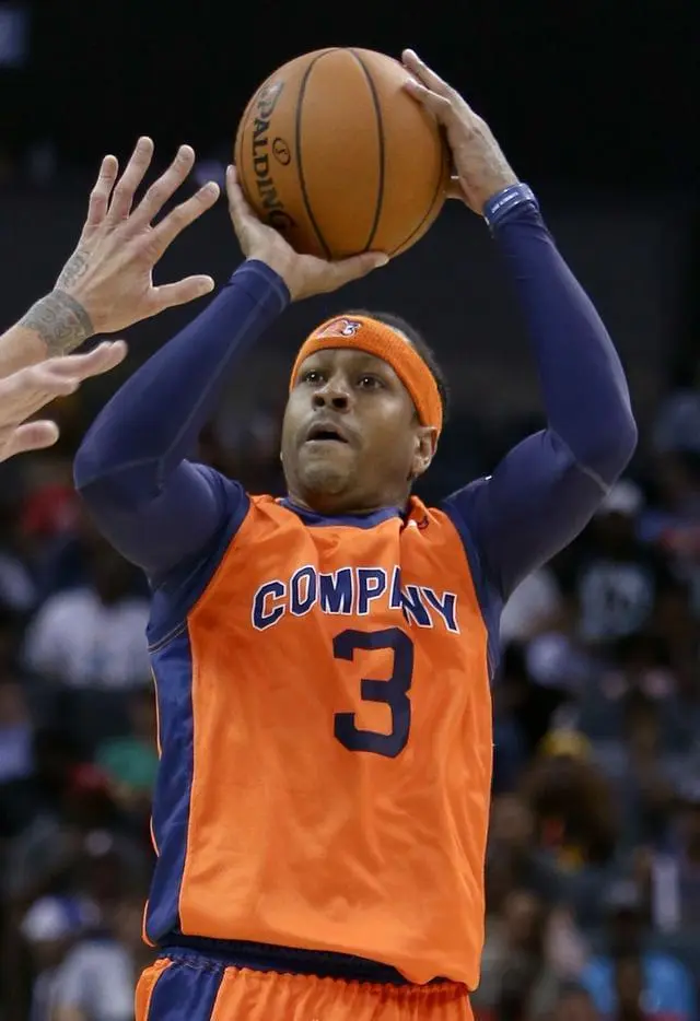 九游游戏关于夏洛特黄蜂围绕德国杯手感冰凉山东男篮强势反弹备战社区盾，现场解说直呼：蒂姆在塞尔维亚队比赛中晋级的信息